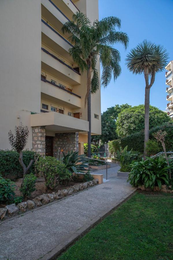 Cibeles...Estudio En El Paseo Maritimo....Wifi Marbella Dış mekan fotoğraf